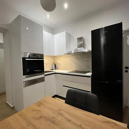 Luxury Alba - Located Apartment *